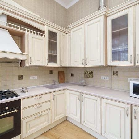 Katerynyska 2 Level Apartment With Sauna โอเดสซา ภายนอก รูปภาพ