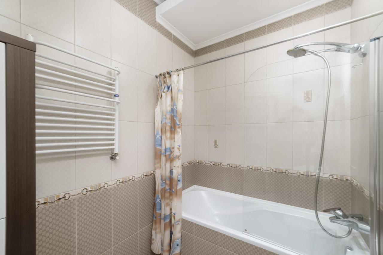 Katerynyska 2 Level Apartment With Sauna โอเดสซา ภายนอก รูปภาพ
