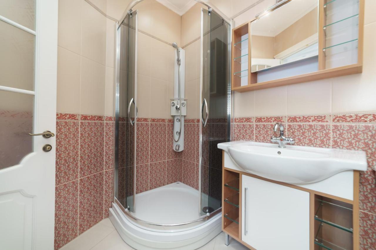 Katerynyska 2 Level Apartment With Sauna โอเดสซา ภายนอก รูปภาพ