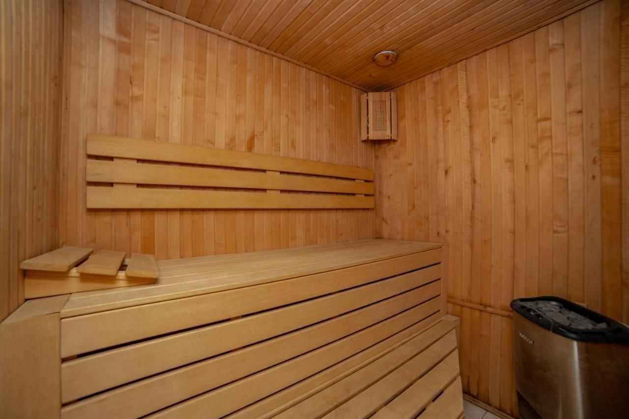 Katerynyska 2 Level Apartment With Sauna โอเดสซา ภายนอก รูปภาพ